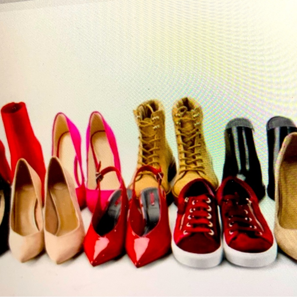 SHOE SECTION